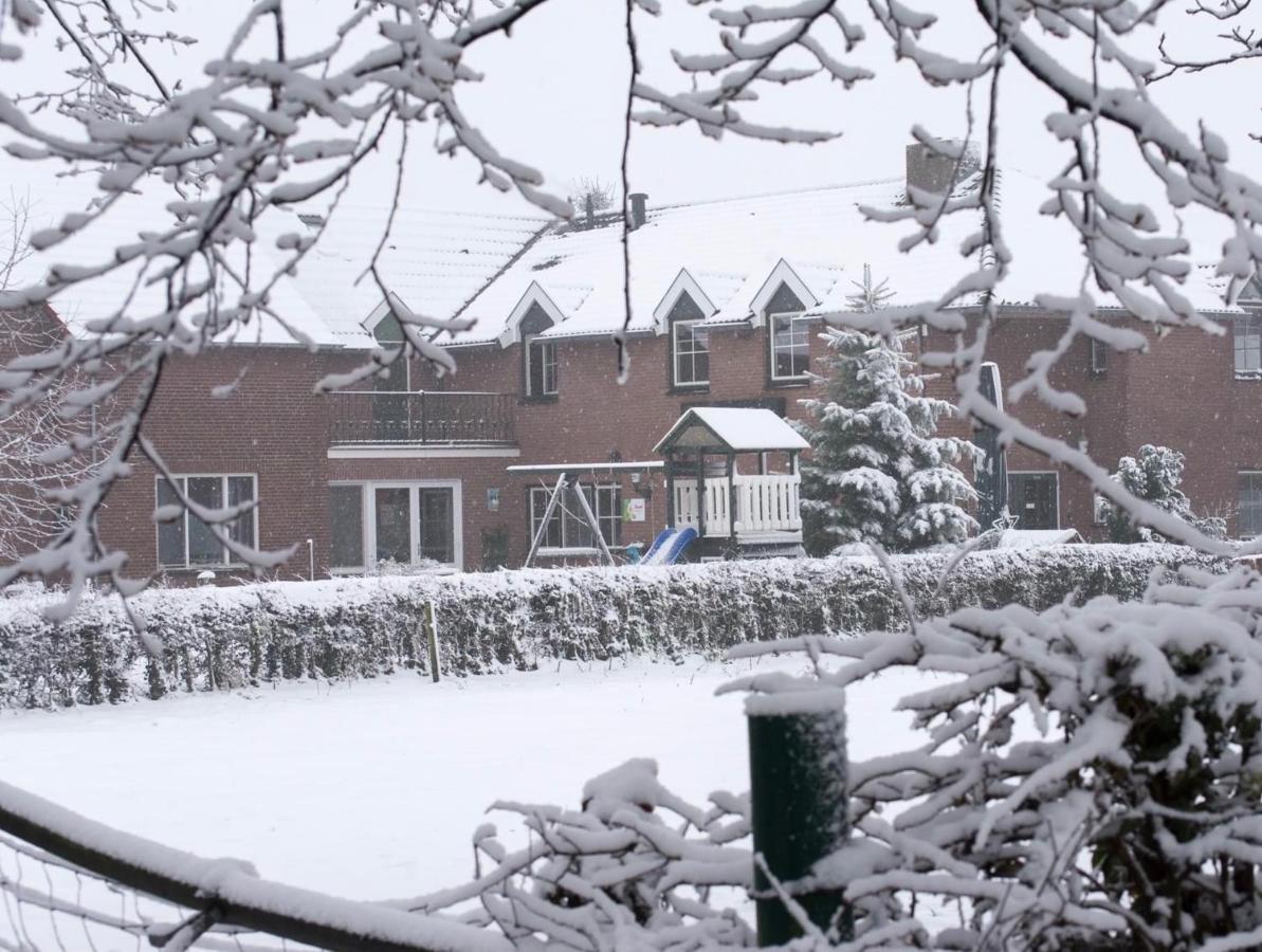 Appartementen De Zegelskoel Heijenrath エクステリア 写真